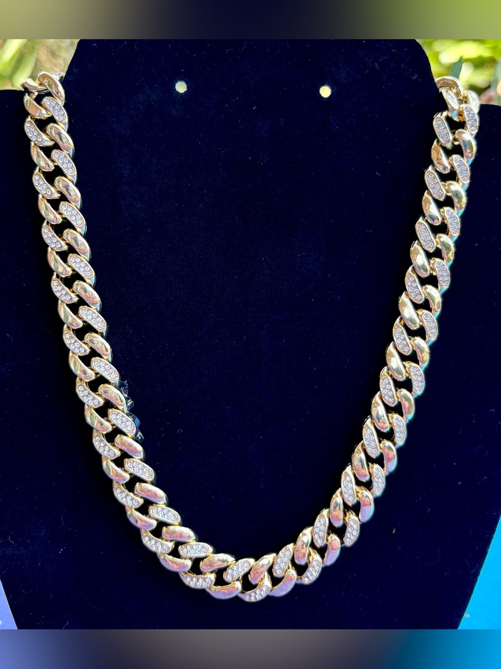 NIB JUNVIRTUOUS Gold-Tone Cuban Necklace
with Rhinestones For Men 20”